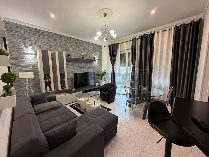 Appartamento con 6 locali in vendita in Via Antonio Fogazzaro, Montecchio Maggiore