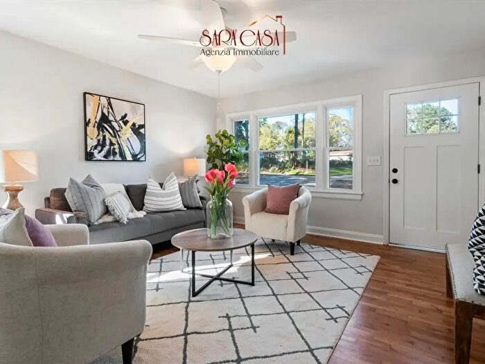 Case in Vendita e in Affitto - 3