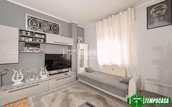 Appartamento bilocale in vendita in Via Giovanni Amendola, Voghera