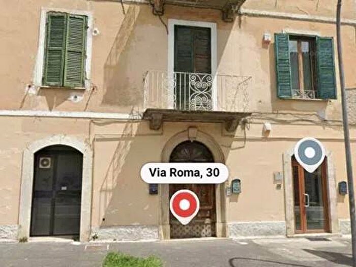Appartamento trilocale in affitto in Via Roma, Centro, Tagliacozzo