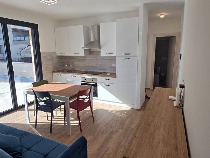 Appartamento quadrilocale in affitto in Via Quinto Ennio, Centro, Latina