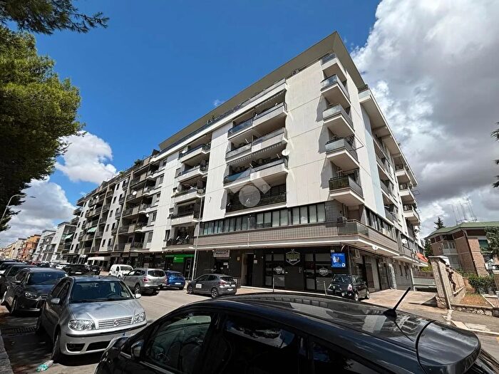 Appartamento bilocale in vendita in Viale Ofanto, Foggia