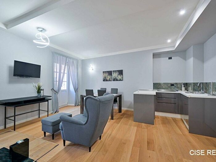 Appartamento bilocale in affitto in Corso di Porta Romana, Quadronno Crocetta, Milano