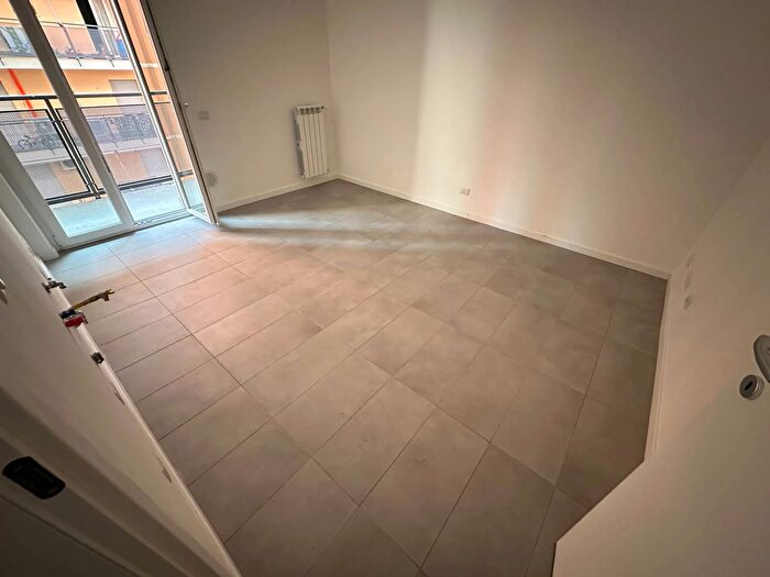 Appartamento trilocale in vendita in Via Cimarosa, Pioltello