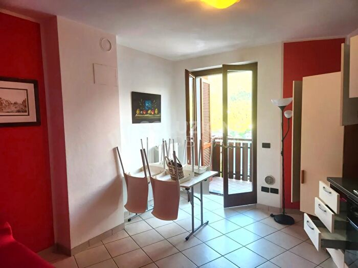 Appartamento bilocale in vendita in Via Quarto Centenario, Ardesio