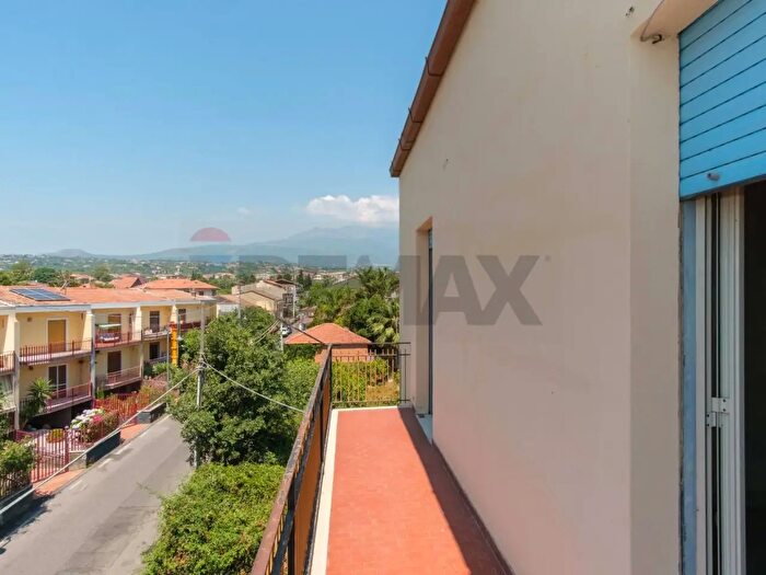 Appartamento quadrilocale in vendita in Via XXI Aprile, Acireale