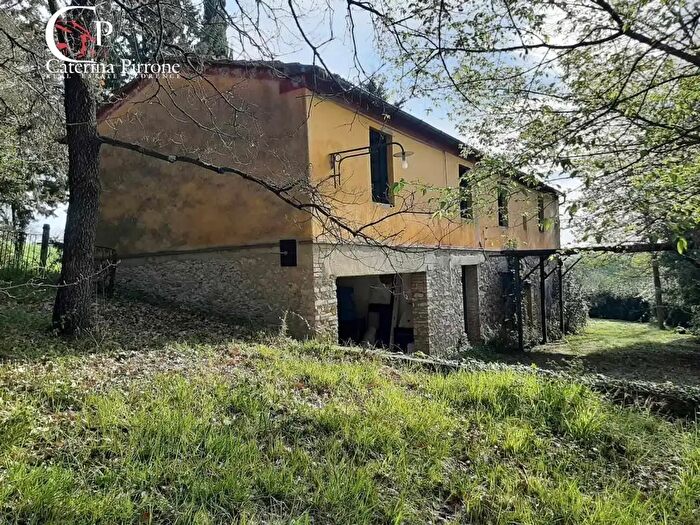 Casa quadrilocale in vendita in Via Fontevecchia Snc, Montescudaio