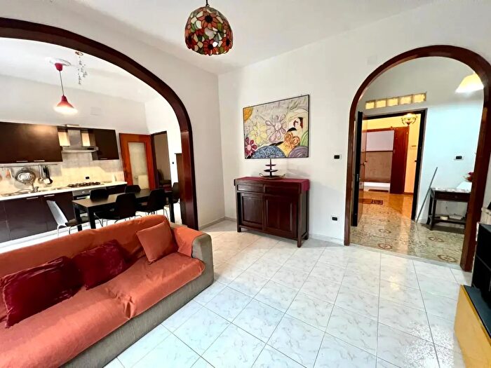 Appartamento quadrilocale in affitto in Parco De Luca Via Vecchia Campana, Pozzuoli