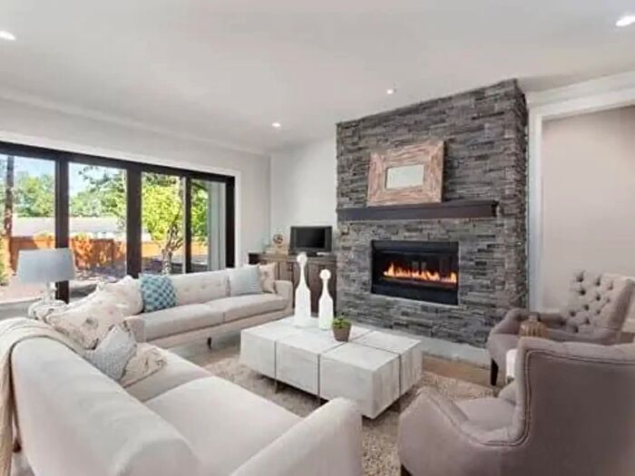 Appartamento trilocale in vendita in Via Piemonte, Brescia