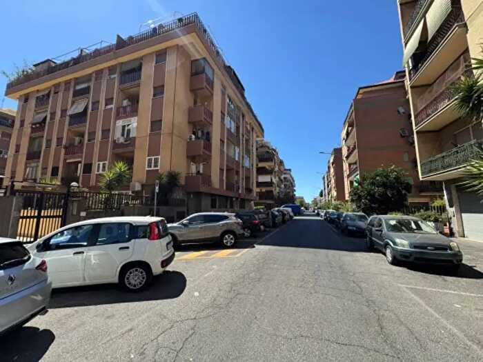Appartamento bilocale in vendita in Via Danilo Stiepovich, Roma