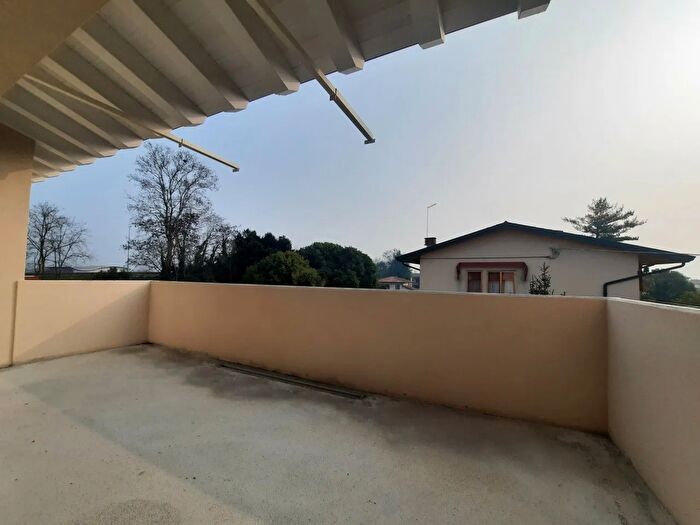 Appartamento quadrilocale in vendita in Via Costa, Spinea