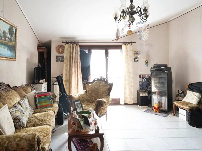 Appartamento con 5 locali in vendita in Via Macello, San Giovanni La Punta