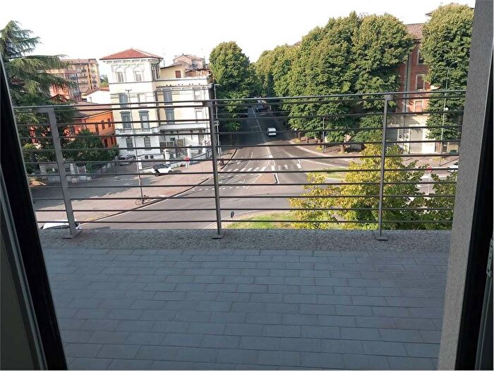 Appartamento quadrilocale in affitto in Piazzale Milano Stazione, Piacenza