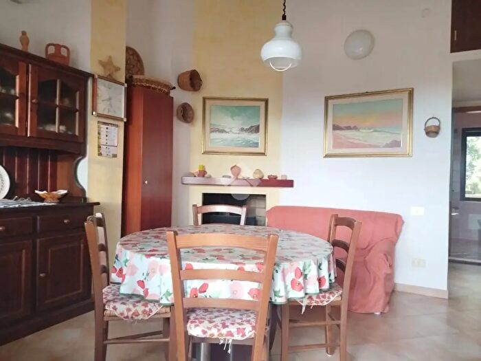 Appartamento trilocale in vendita in Via Mercurio, Quartu SantElena