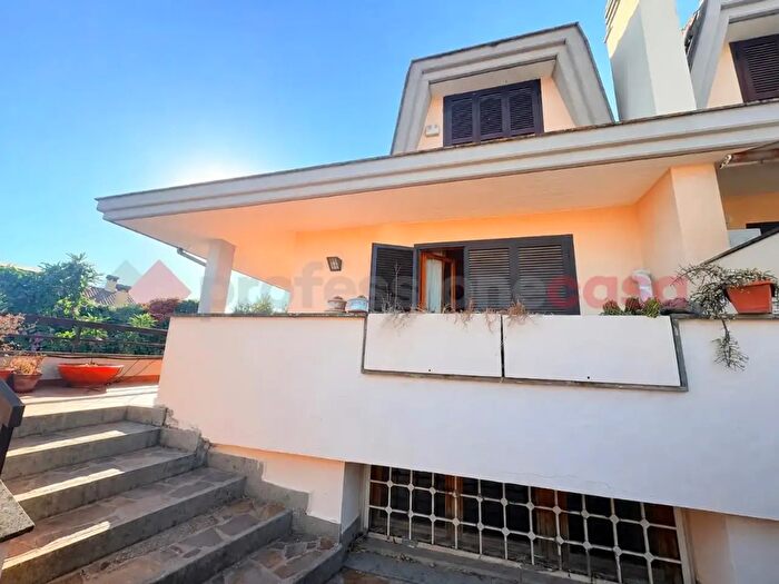 Casa con 5 locali in vendita in Via Poggio Cesi a, Guidonia Montecelio