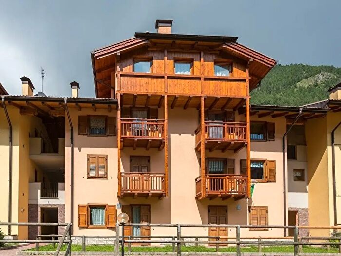 Appartamento trilocale in affitto in Via Sp, Peio