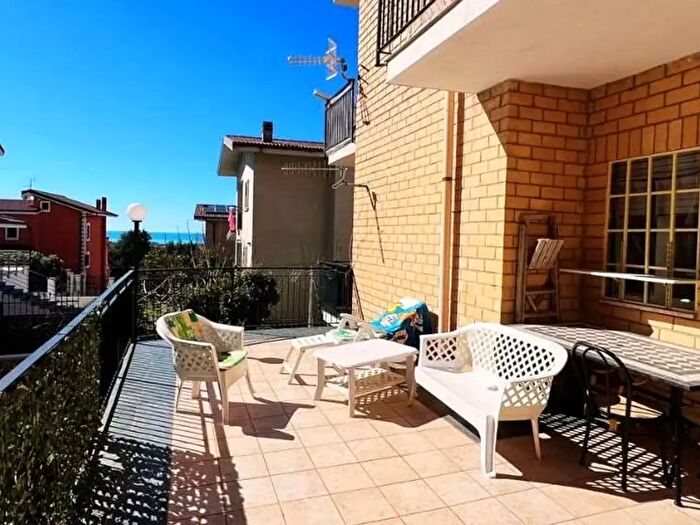 Appartamento trilocale in vendita in Piano Lettieri, Scalea