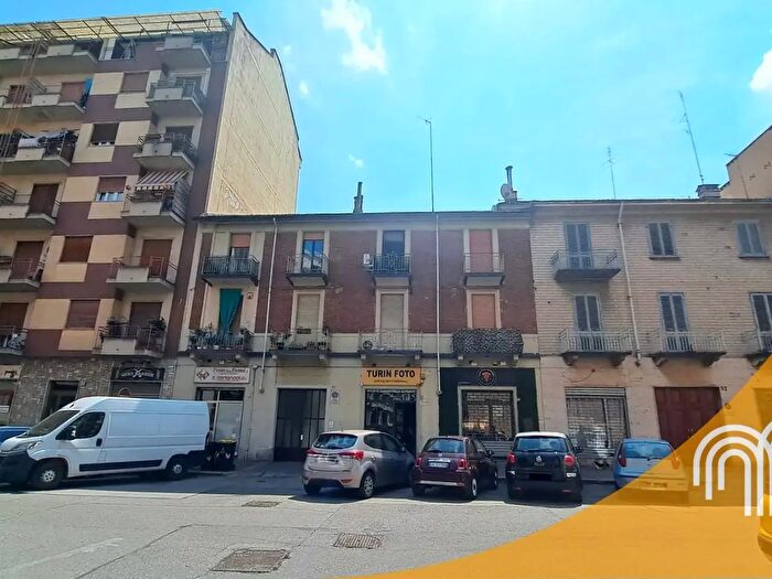 Appartamento quadrilocale in vendita in Via Buenos Aires, Torino