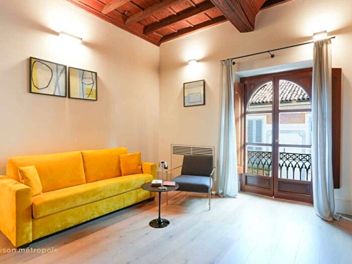 Appartamento trilocale in affitto in Via Giosuè Carducci, Centro Storico, Asti