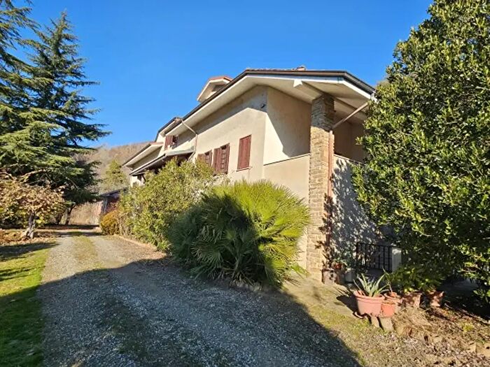 Casa con 6 locali in vendita in Regione Teola, Loazzolo