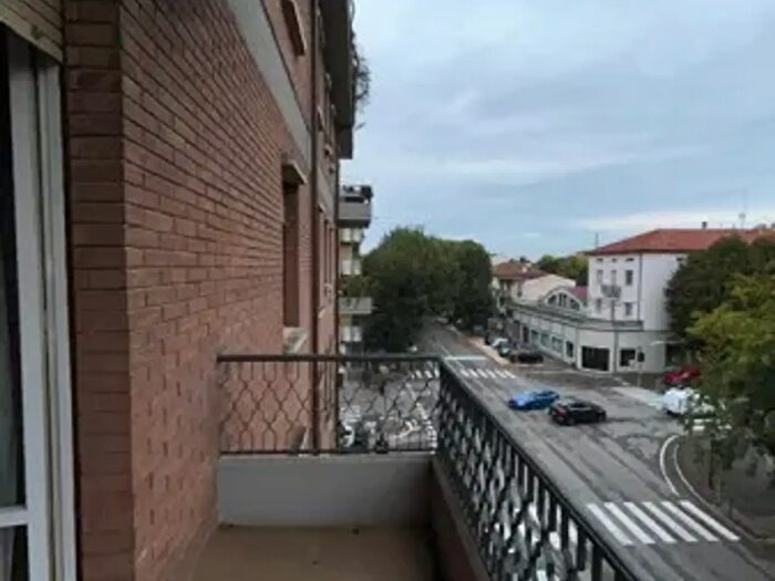 Appartamento quadrilocale in vendita in Via Gaspare Aselli, Cremona