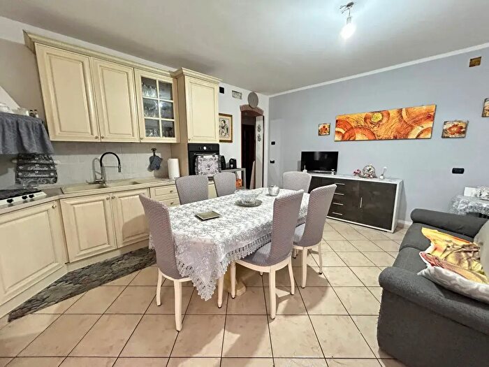 Casa con 5 locali in vendita in Via Pieve, Gualtieri
