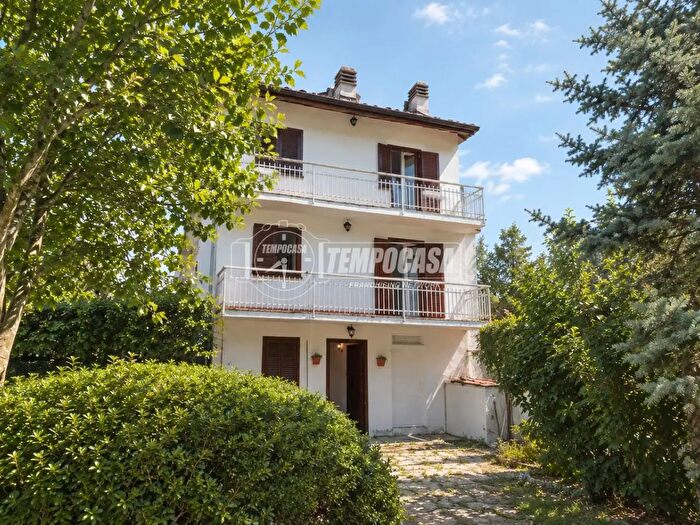 Casa con 6 locali in vendita in Via Vernetto, Ceres