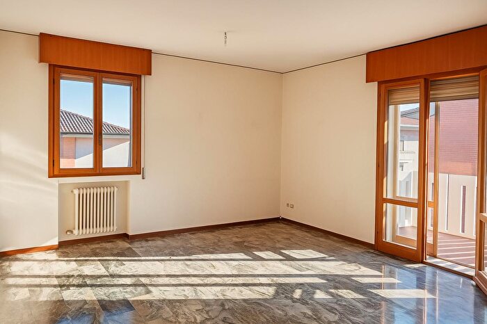 Appartamento quadrilocale in vendita in Via Giovanni Michelotti, Padova