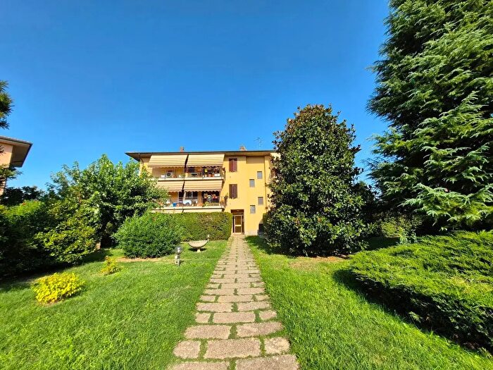 Appartamento trilocale in vendita in Via Puccini, Siziano