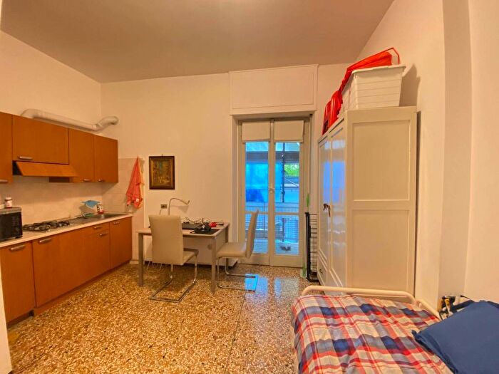 Appartamento monolocale in affitto in Via Guglielmo Corrado Röntgen, Bocconi, Milano
