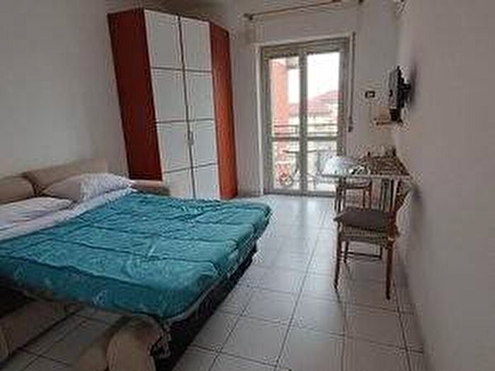 Appartamento monolocale in affitto in Via Marco d'Agrate, Corvetto, Milano