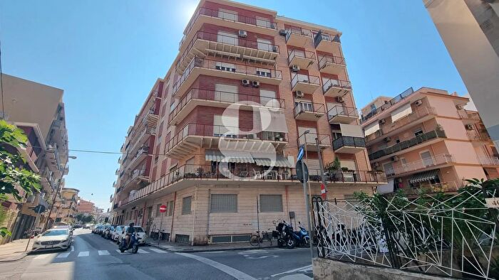 Appartamento quadrilocale in vendita in Via San Giovanni, Milazzo