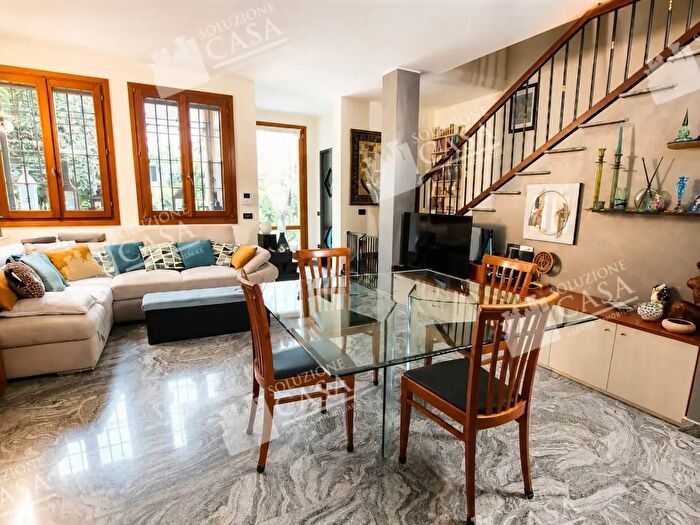 Casa con 5 locali in vendita in Via della Torretta, Calderara Di Reno