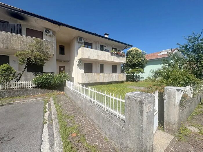 Appartamento bilocale in vendita in Via Jole De Cillia, Udine