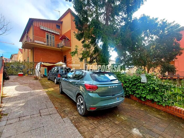 Casa quadrilocale in vendita in Castelfidardo