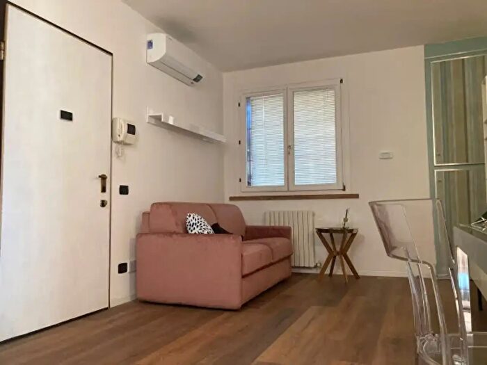 Appartamento bilocale in vendita in Via Ravegnana, Forli