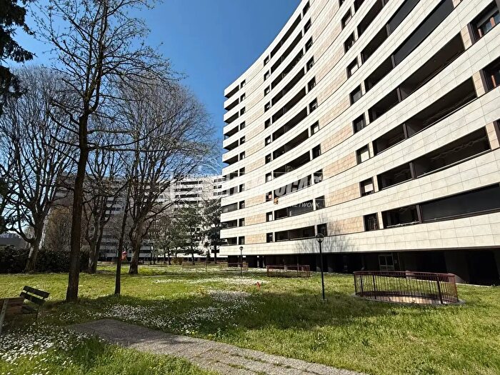 Appartamento quadrilocale in vendita in Via Giovanni Boccaccio, Cologno Monzese