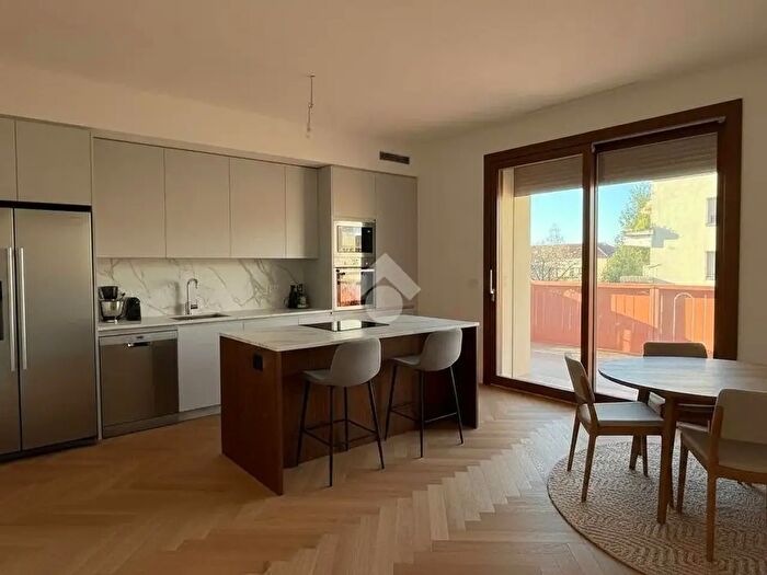 Appartamento trilocale in vendita in Via Montereale, Pordenone