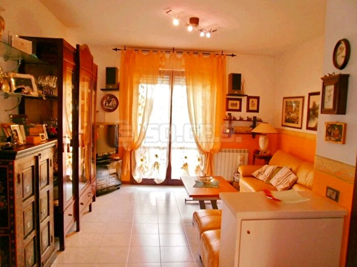 Appartamento quadrilocale in vendita in Castelnuovo dei Sabbioni, Cavriglia