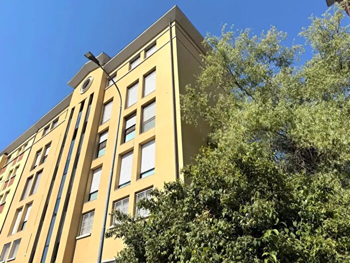 Appartamento trilocale in vendita in Via Cilea, Casalecchio Di Reno
