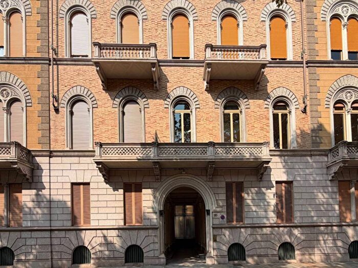 Appartamento con 6 locali in affitto in Corso Galileo Ferraris, Cittadella, Torino