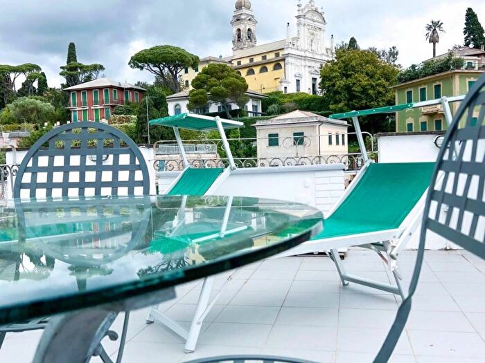 Appartamento con 5 locali in affitto in Via Favale, Centro, Santa Margherita Ligure