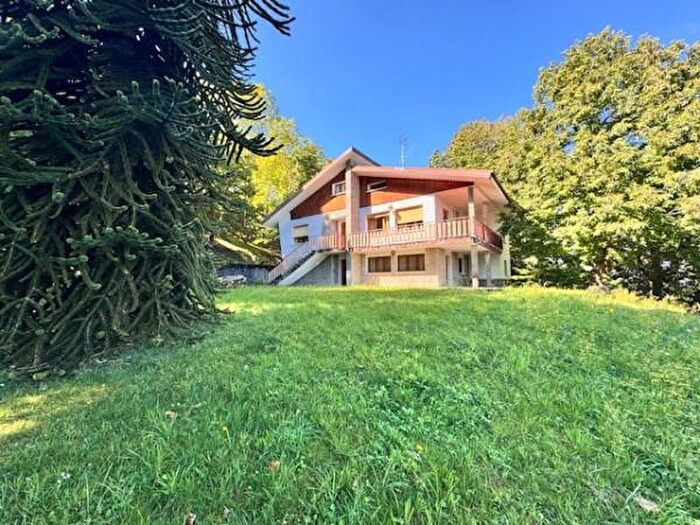 Casa con 6 locali in vendita in Lizzano In Belvedere