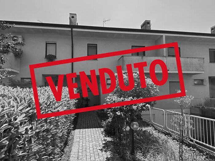 Casa con 5 locali in vendita in Mariano Del Friuli