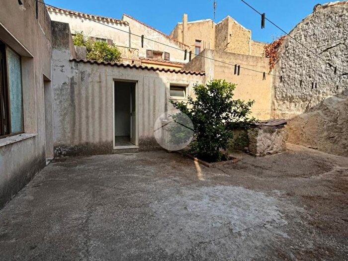 Appartamento quadrilocale in affitto in Via Roma, Sinnai