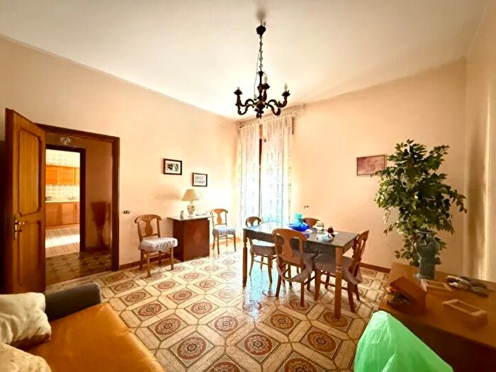 Appartamento con 6 locali in vendita in Partinico Via dellAngelo, Partinico