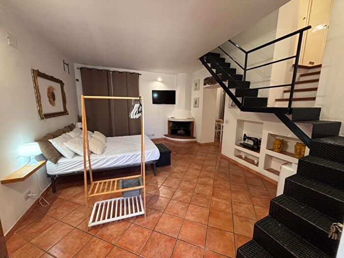 Appartamento trilocale in affitto in Palermo