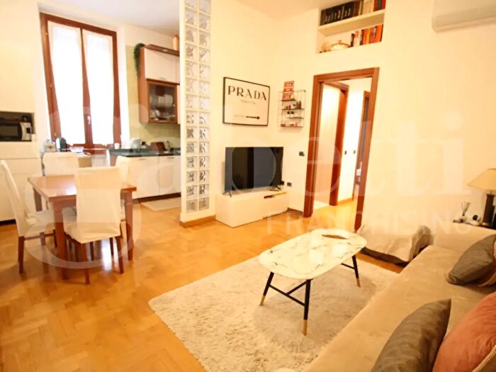 Appartamento trilocale in vendita in Via Masaccio, Milano