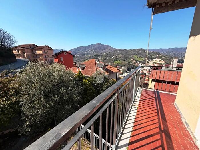 Appartamento quadrilocale in vendita in Via Domenico Carli, Serra Ricco