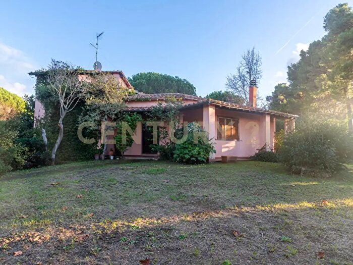 Casa con 9 locali in vendita in Località Pian d'Alma, Castiglione Della Pescaia